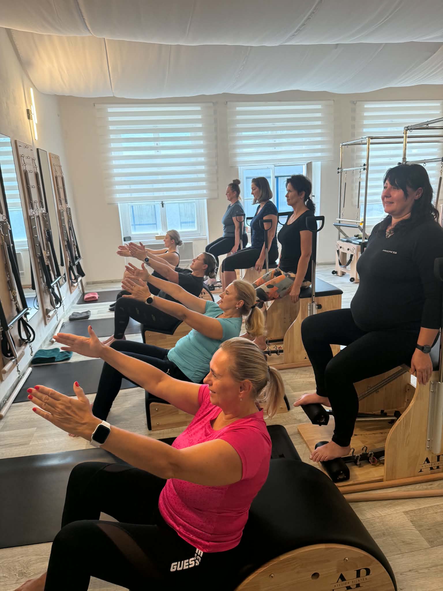 Skupinová lekce na Spine Correctorech a Wunda Chair